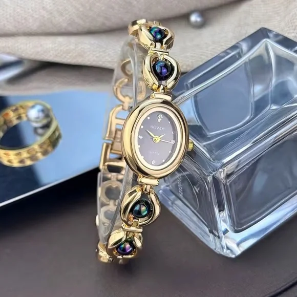 Vintage Black Dial Gold Plated Women’s Bracelet Watch